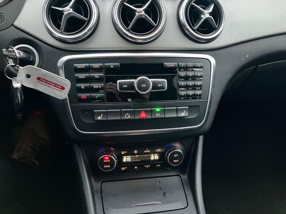 MERCEDES-BENZ CLA 2014