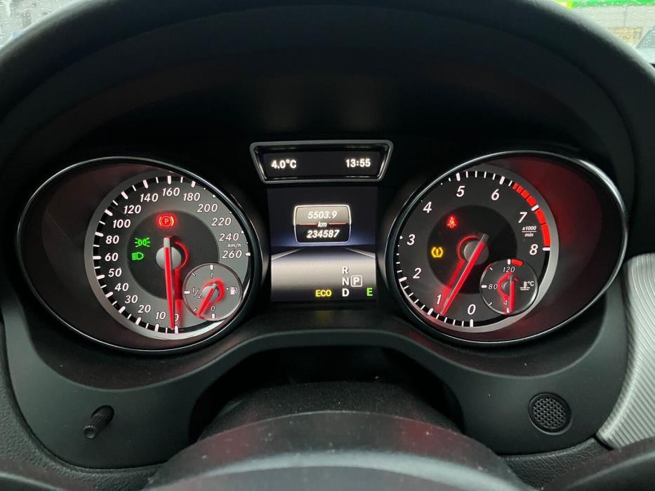 MERCEDES-BENZ CLA 2014