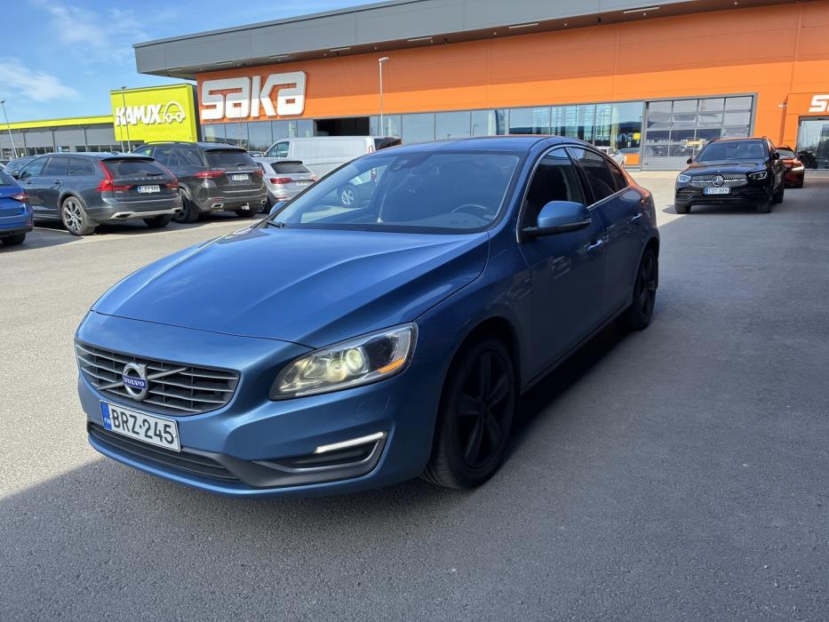VOLVO S60 2015