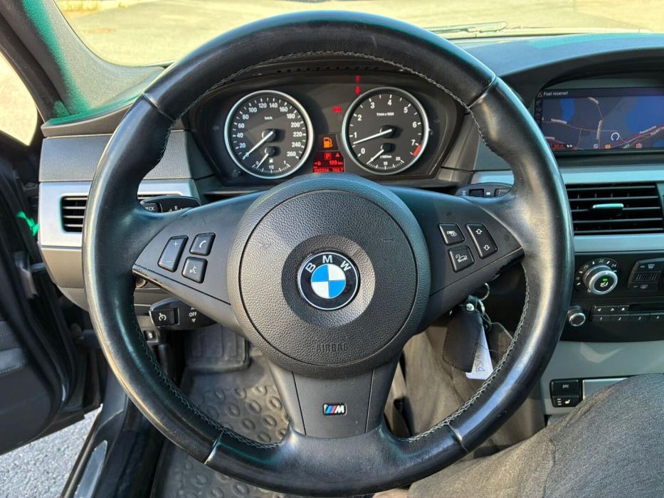 BMW 530 2009