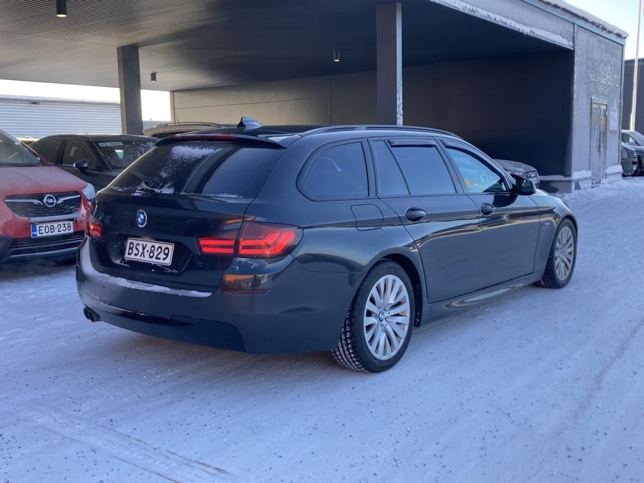 BMW 530 2011