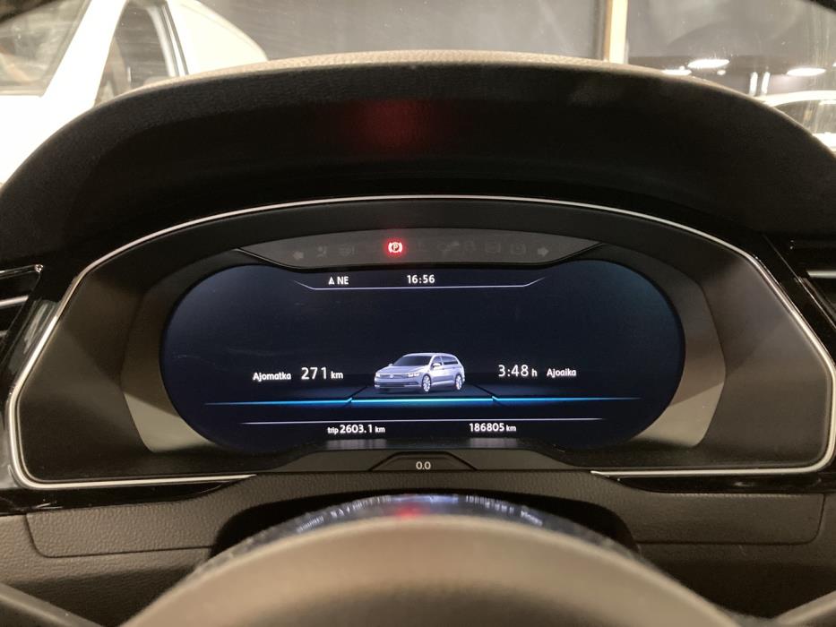 VOLKSWAGEN Passat 2016