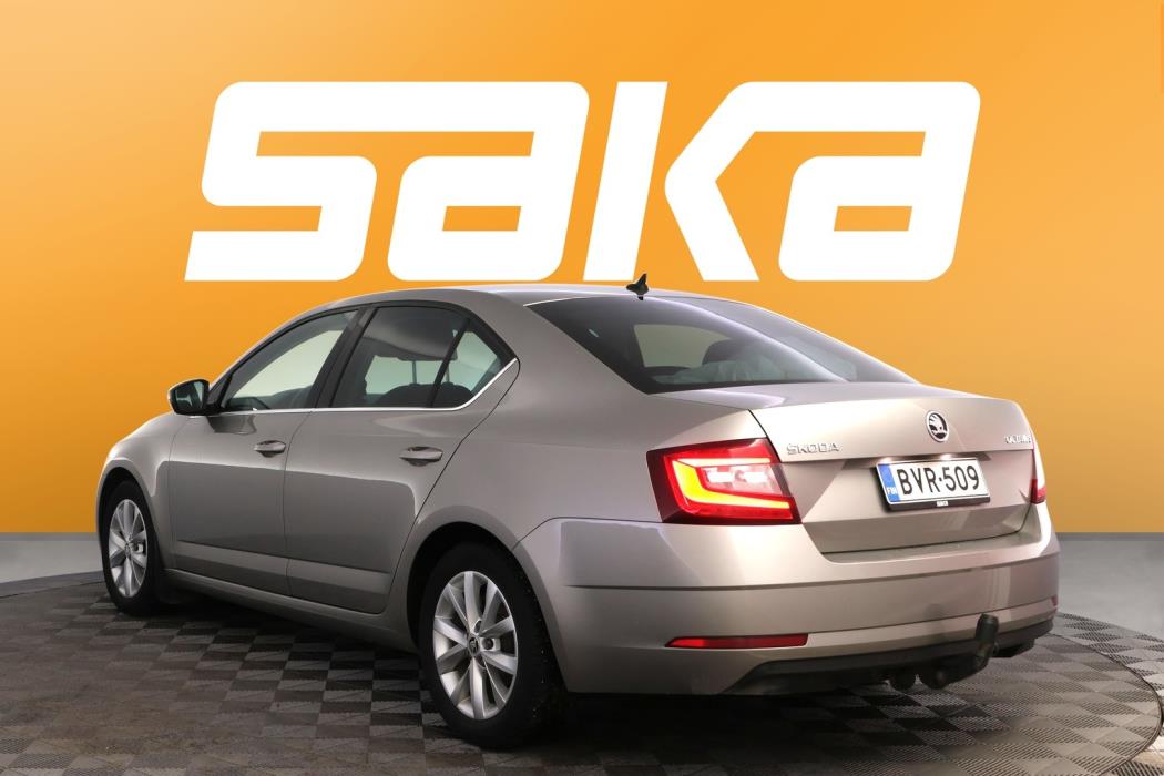 SKODA Octavia 2019