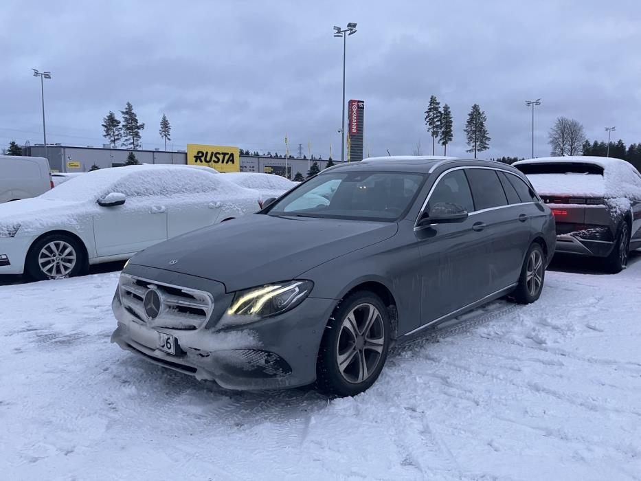 MERCEDES-BENZ E 2017