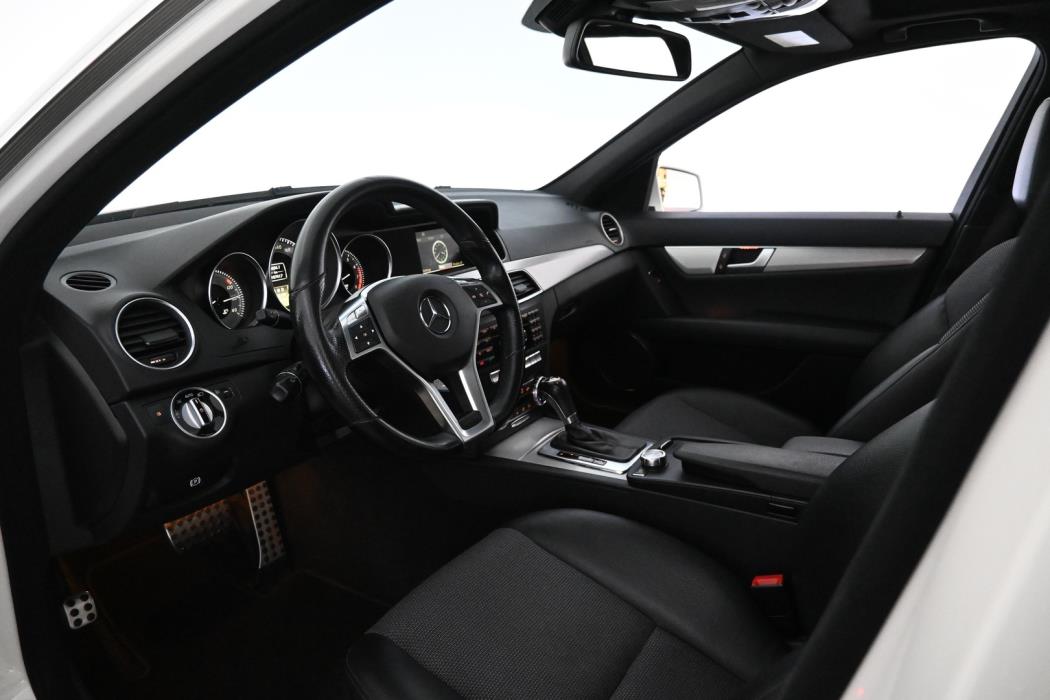 MERCEDES-BENZ C 2012