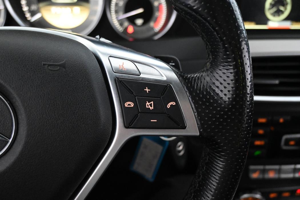 MERCEDES-BENZ C 2012