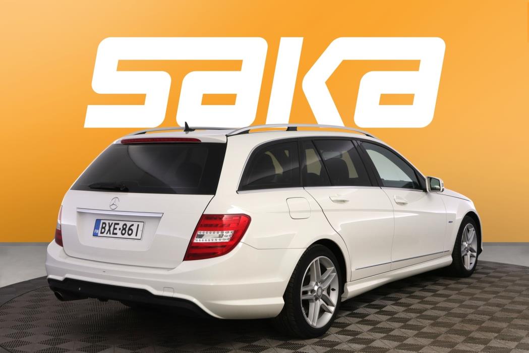 MERCEDES-BENZ C 2012