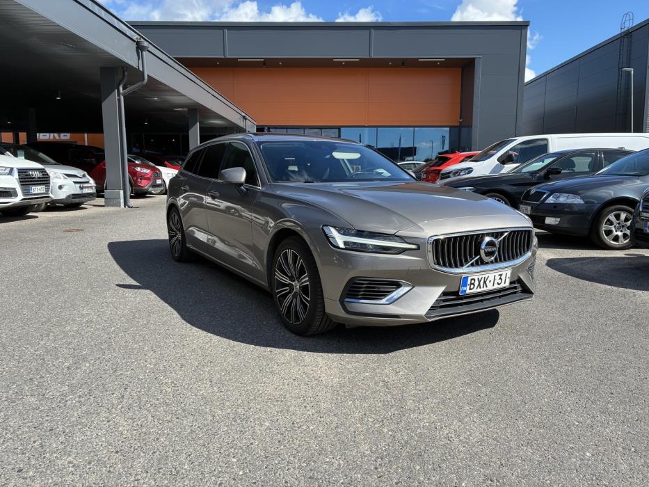 VOLVO V60 2019
