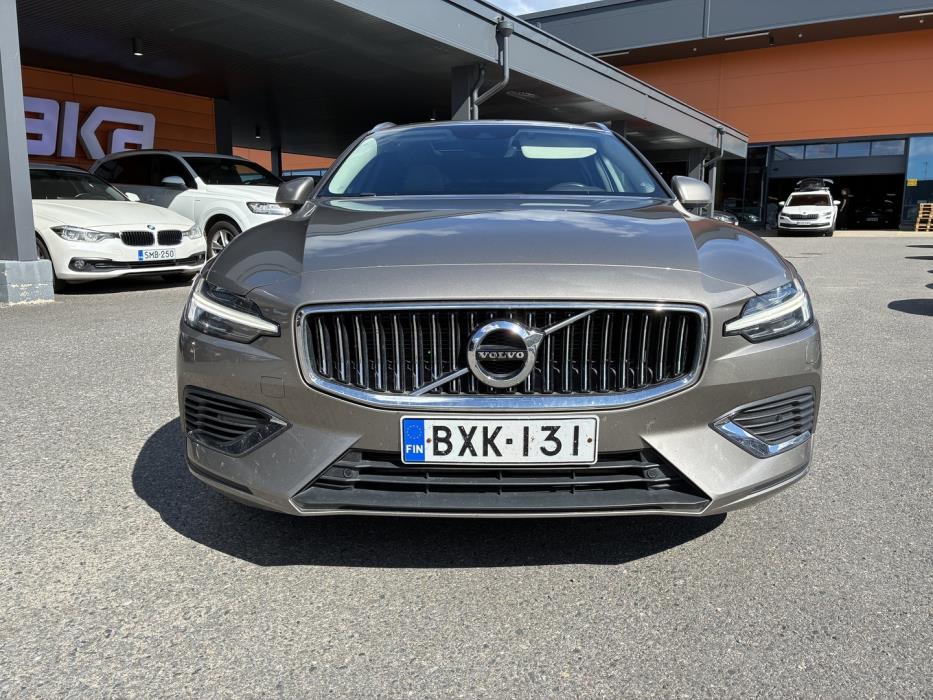 VOLVO V60 2019