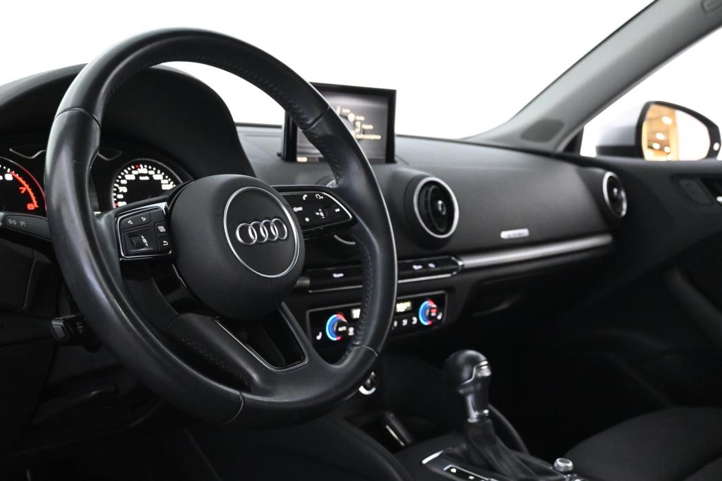 AUDI A3 2019