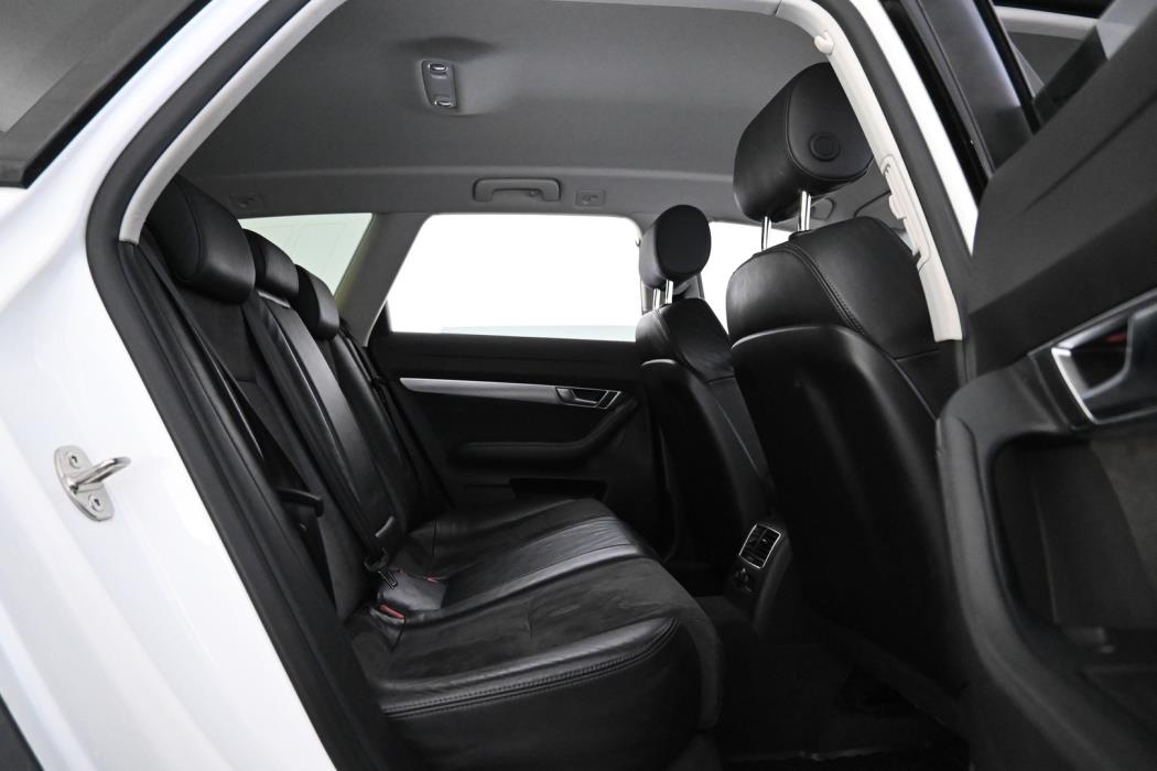 AUDI A6 allroad quattro 2010