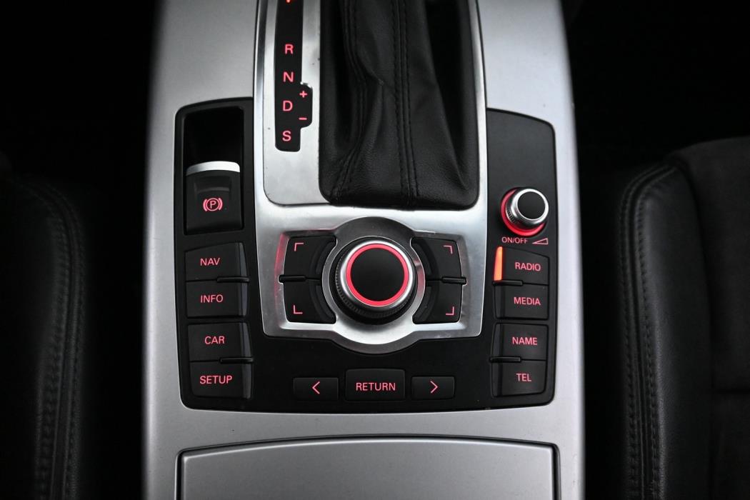 AUDI A6 allroad quattro 2010
