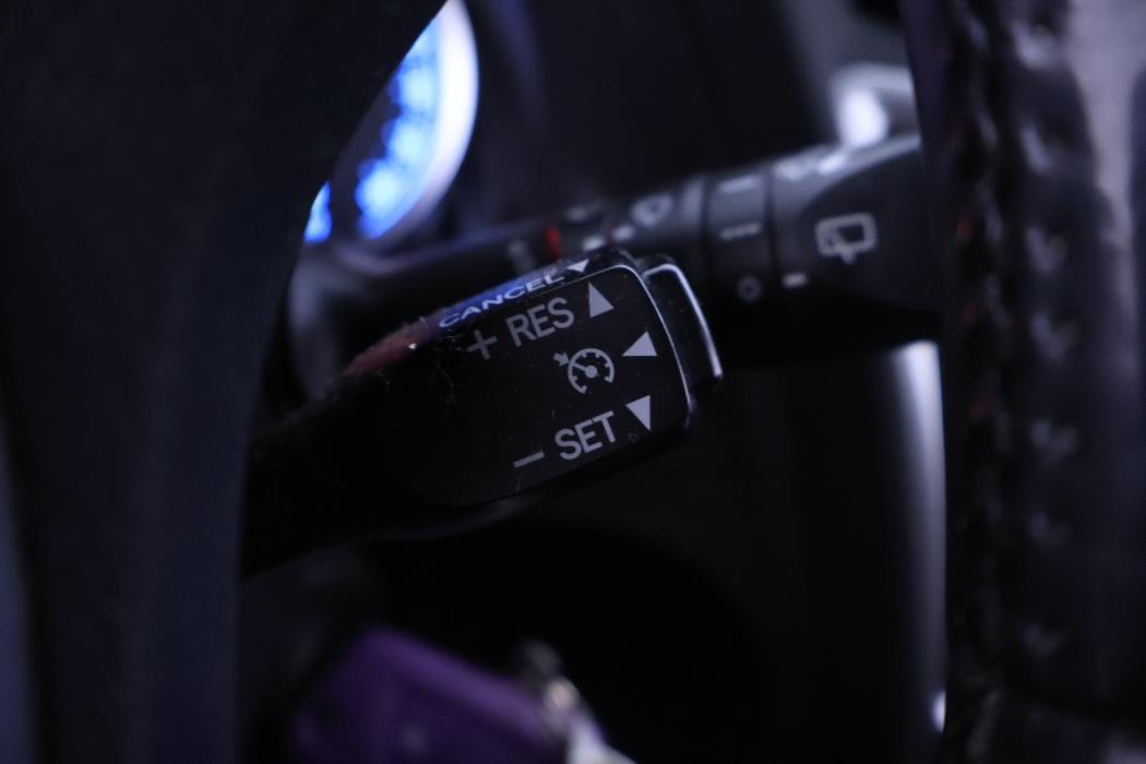 TOYOTA Auris 2014