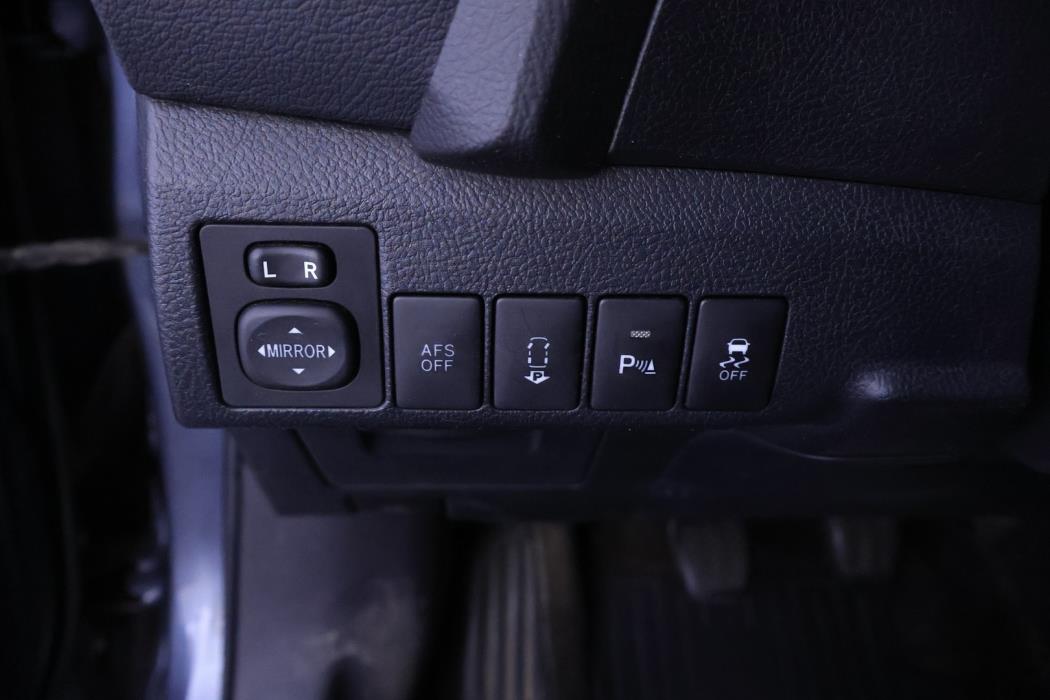 TOYOTA Auris 2014