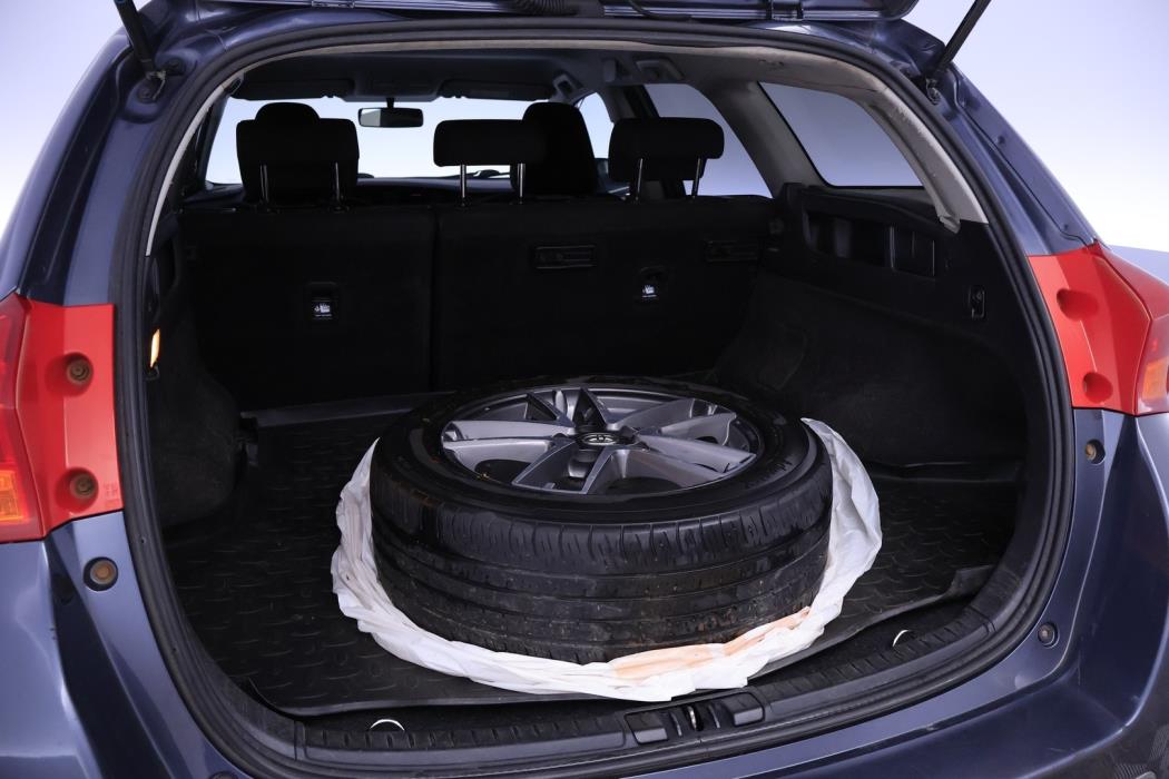 TOYOTA Auris 2014