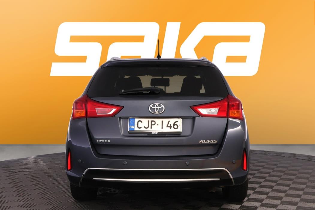 TOYOTA Auris 2014