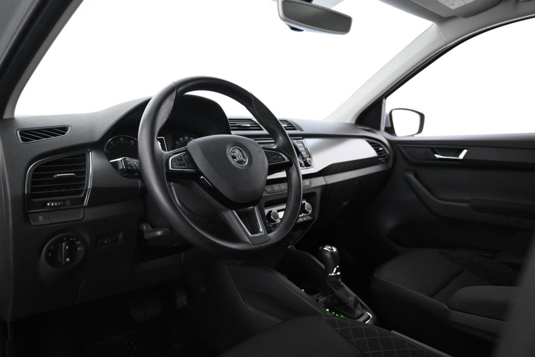 SKODA Fabia 2016