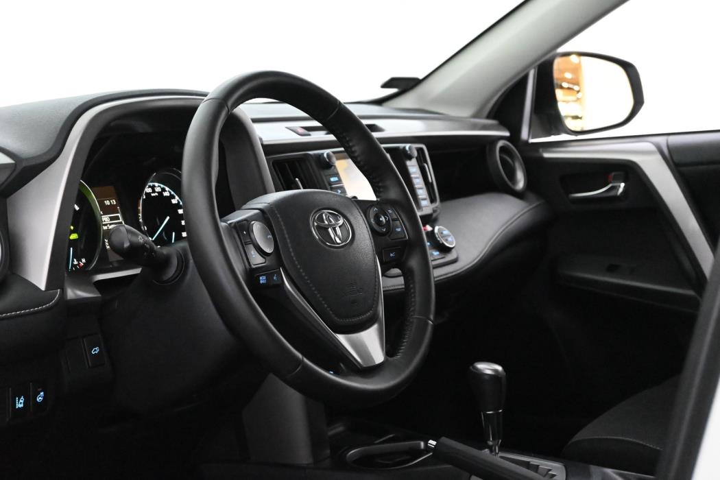 TOYOTA RAV4 2016
