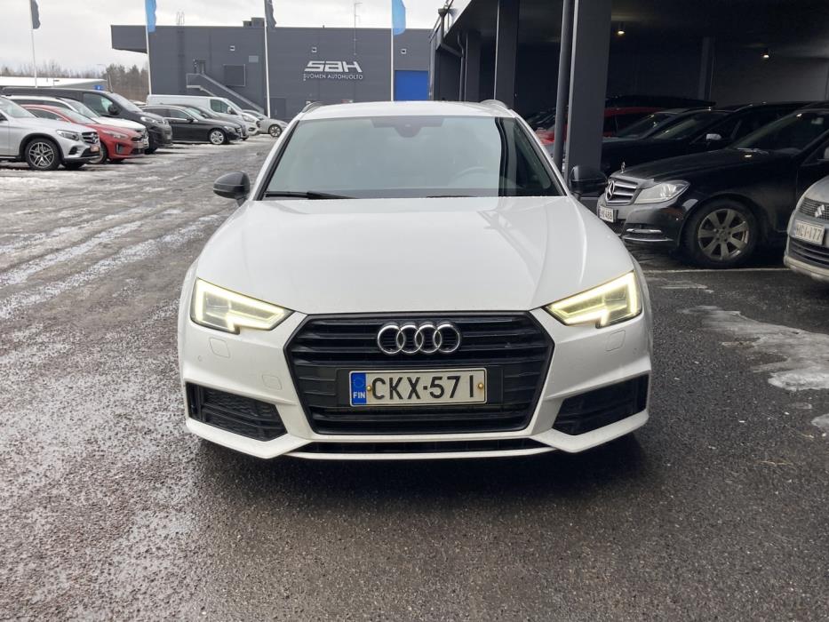 AUDI A4 2018