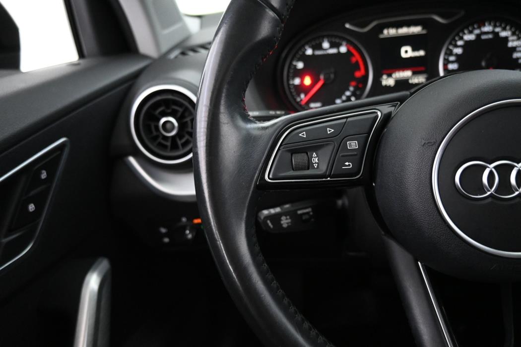 AUDI Q2 2017