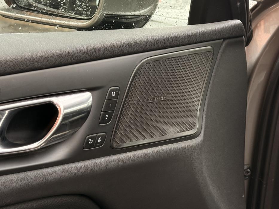 VOLVO V60 2019