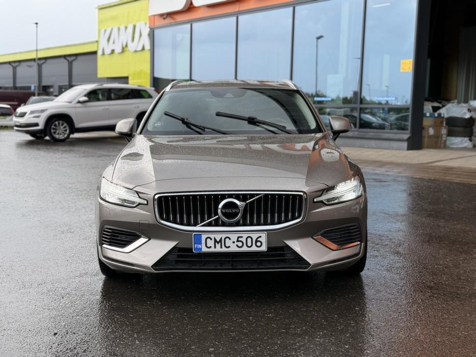 VOLVO V60 2019