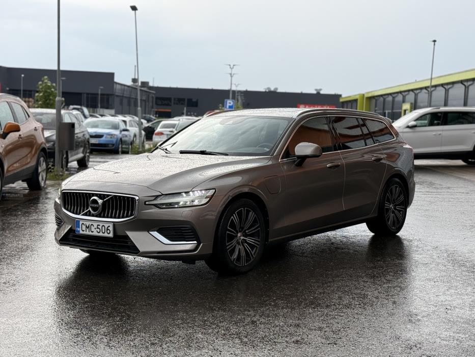 VOLVO V60 2019