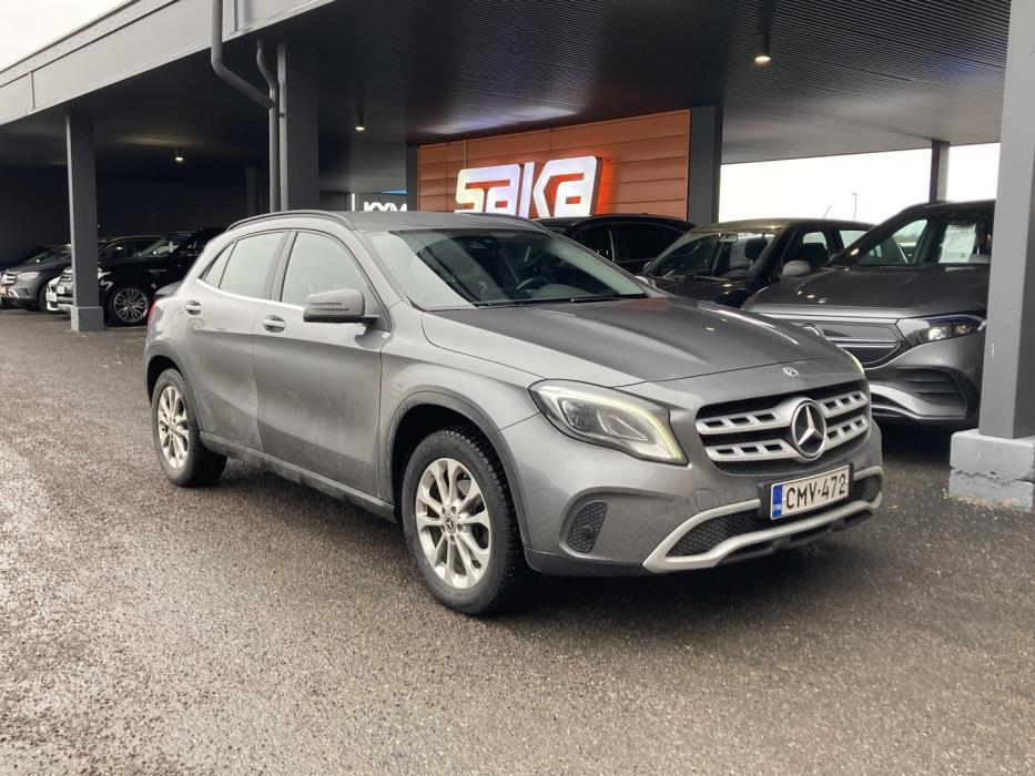 MERCEDES-BENZ GLA 2019