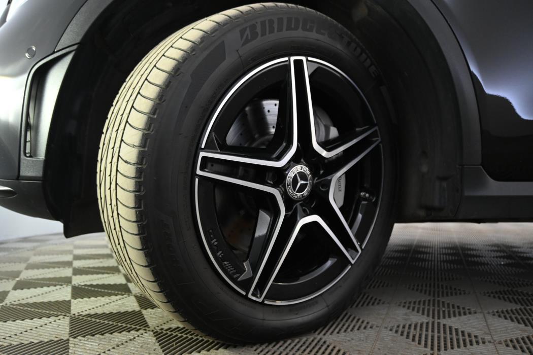 MERCEDES-BENZ GLC 2020