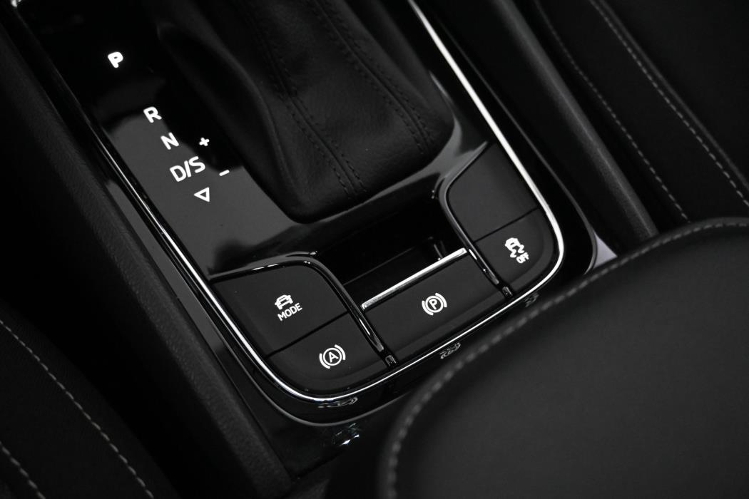 SKODA Karoq 2021