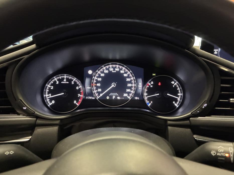 MAZDA Mazda3 2026