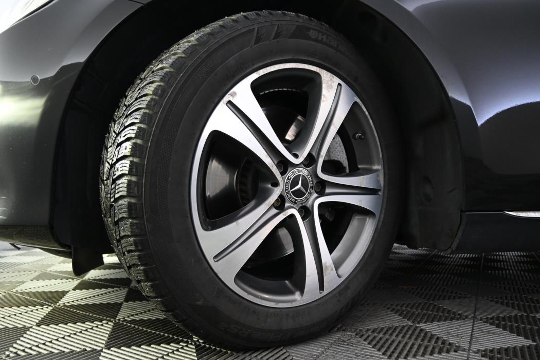 MERCEDES-BENZ E 2018