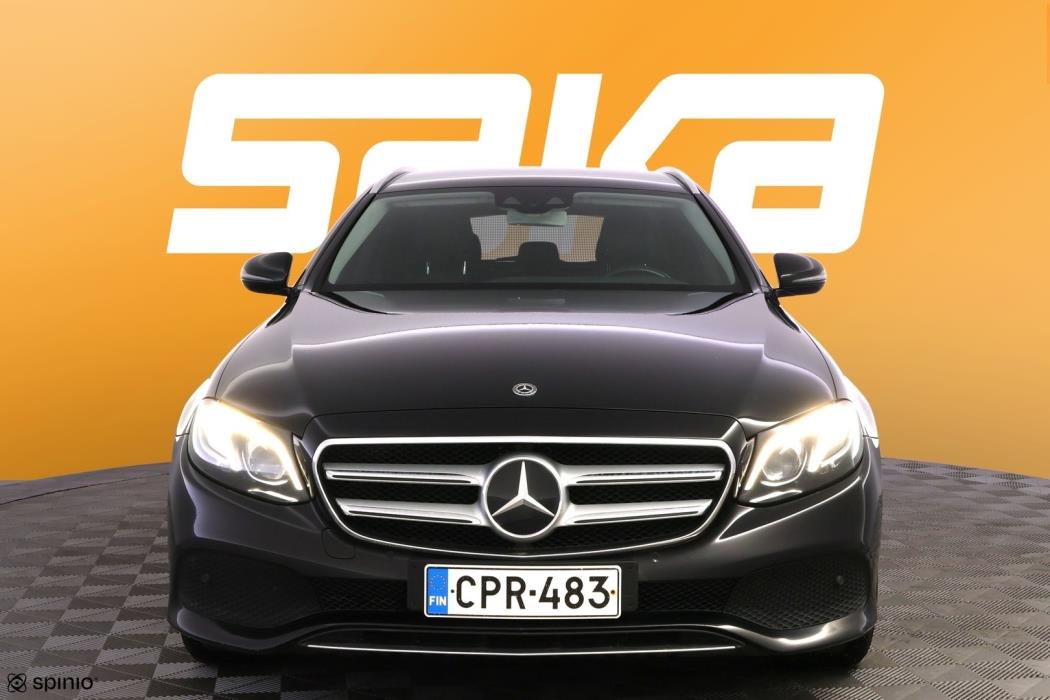 MERCEDES-BENZ E 2018