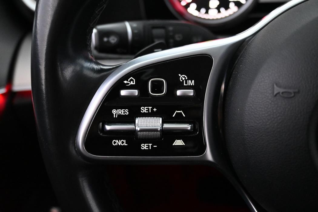 MERCEDES-BENZ E 2018