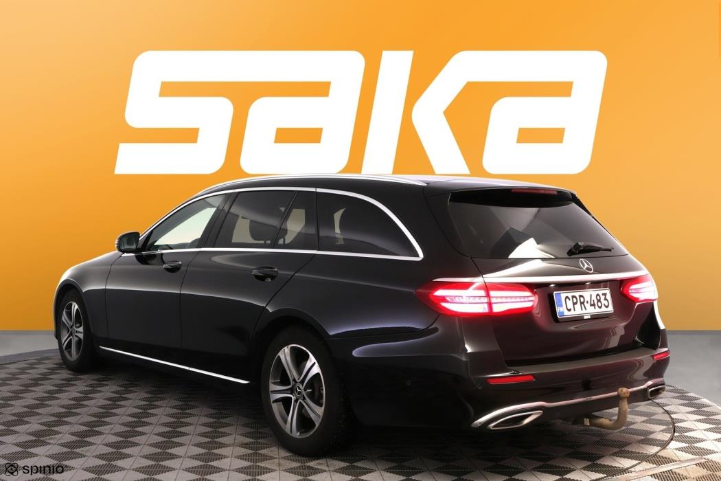 MERCEDES-BENZ E 2018