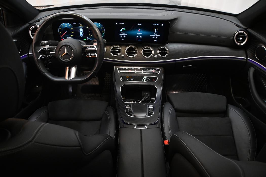 MERCEDES-BENZ E 2021