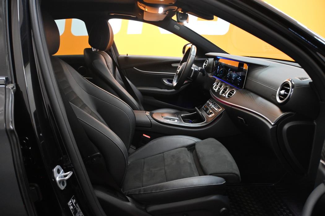 MERCEDES-BENZ E 2021