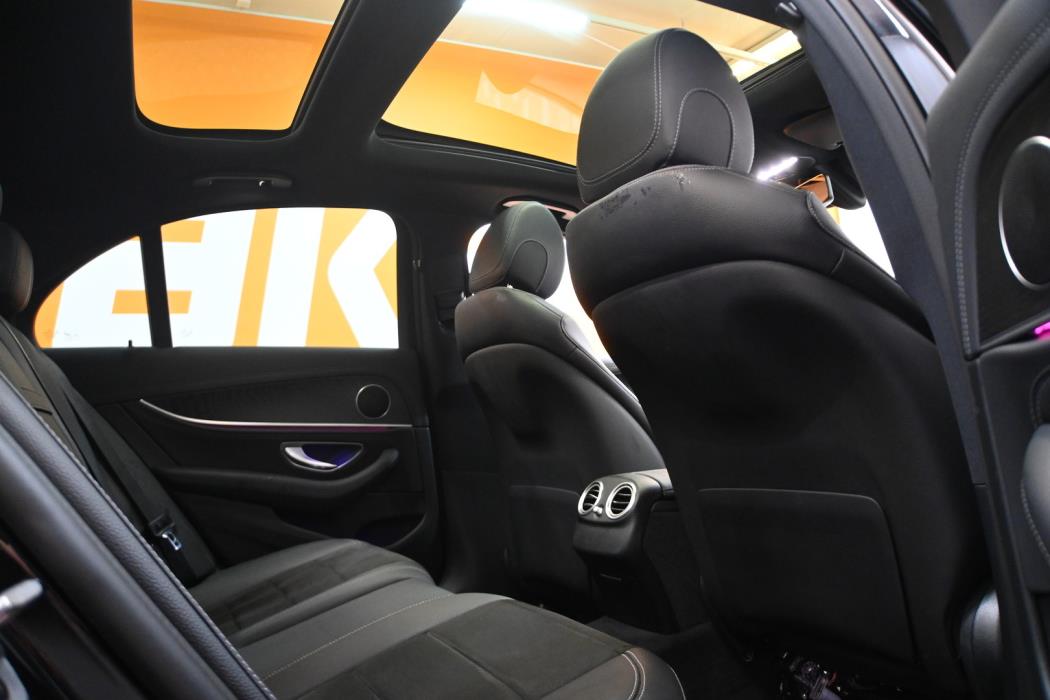 MERCEDES-BENZ E 2021