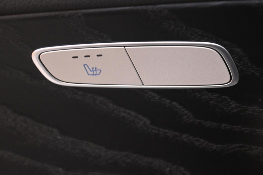 MERCEDES-BENZ E 2021