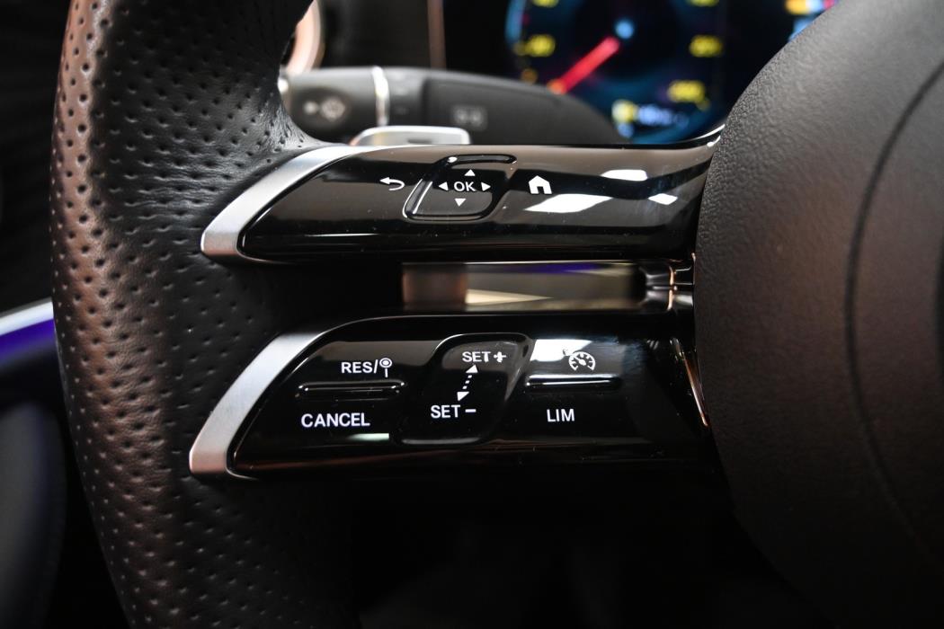 MERCEDES-BENZ E 2021