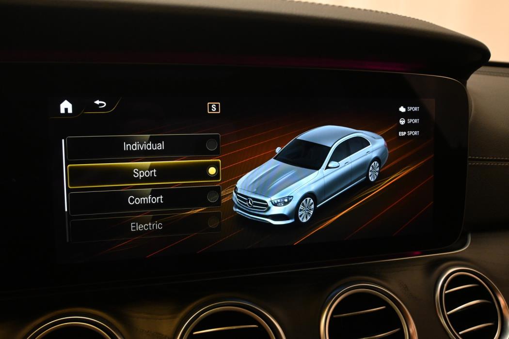 MERCEDES-BENZ E 2021