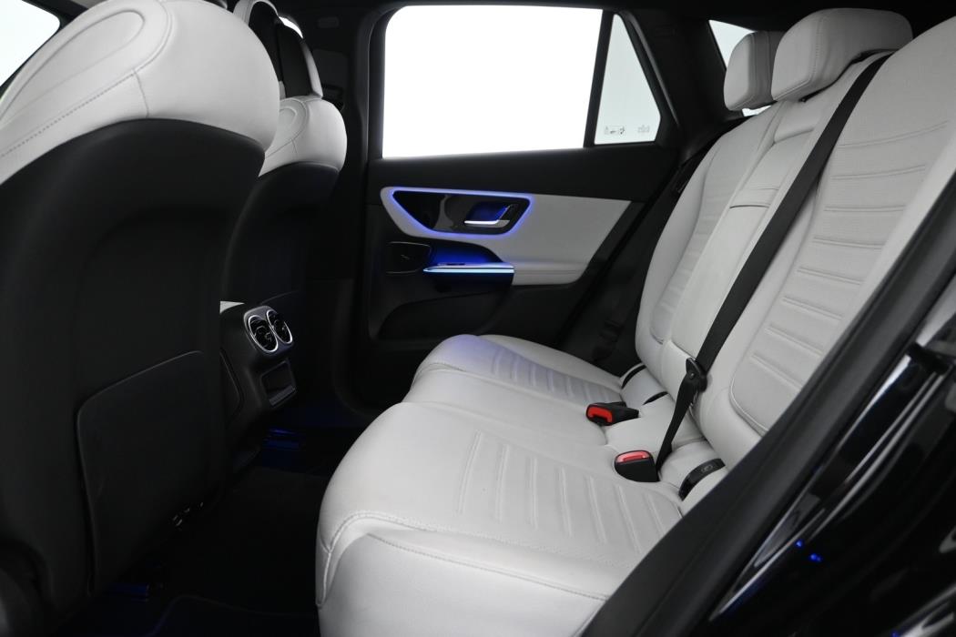 MERCEDES-BENZ GLC 2023