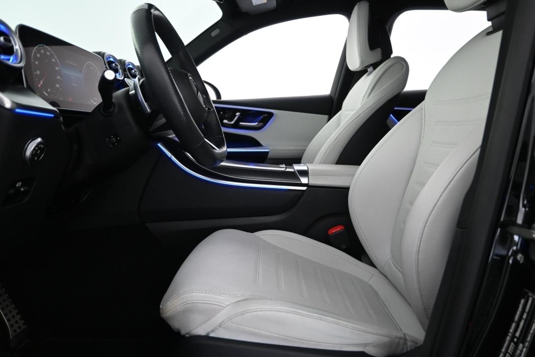 MERCEDES-BENZ GLC 2023