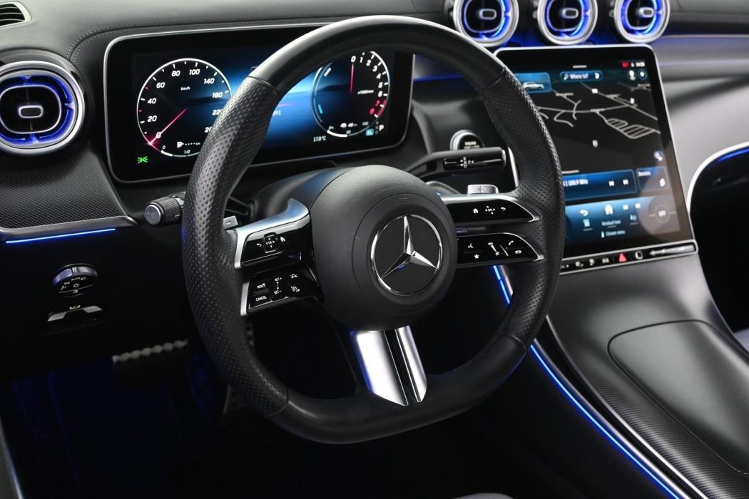 MERCEDES-BENZ GLC 2023