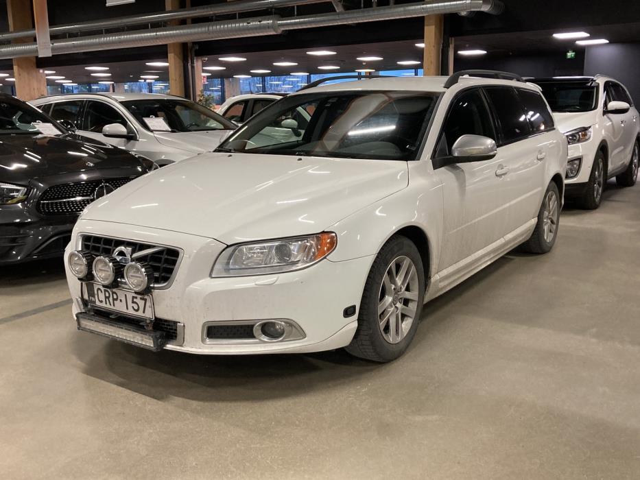 VOLVO V70 2012