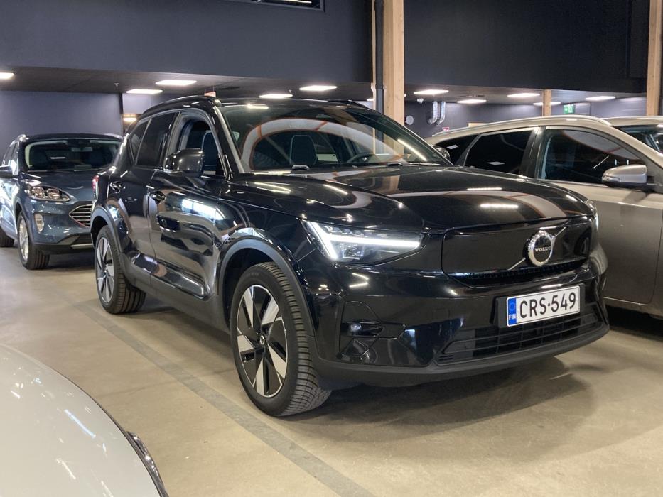 VOLVO XC40 2024