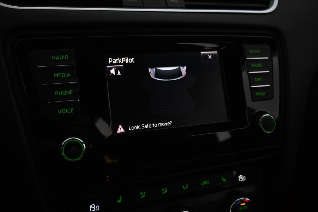 SKODA OCTAVIA 2015