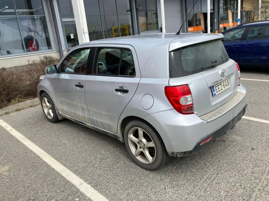 TOYOTA Urban Cruiser 2010