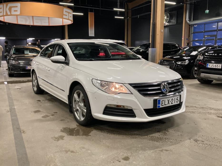 VOLKSWAGEN Passat CC 2011