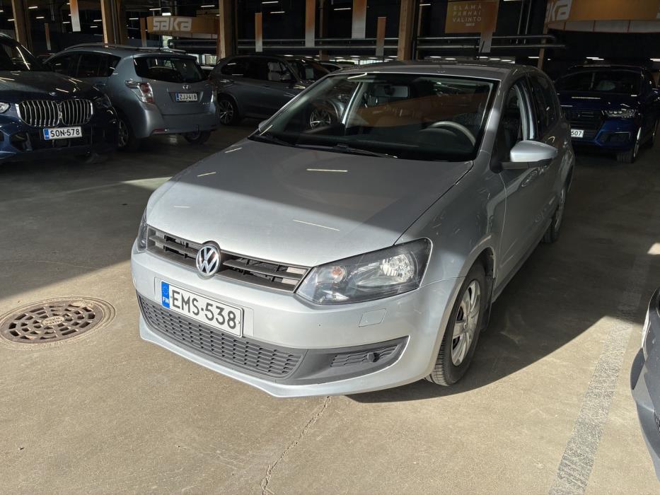 VOLKSWAGEN Polo 2014